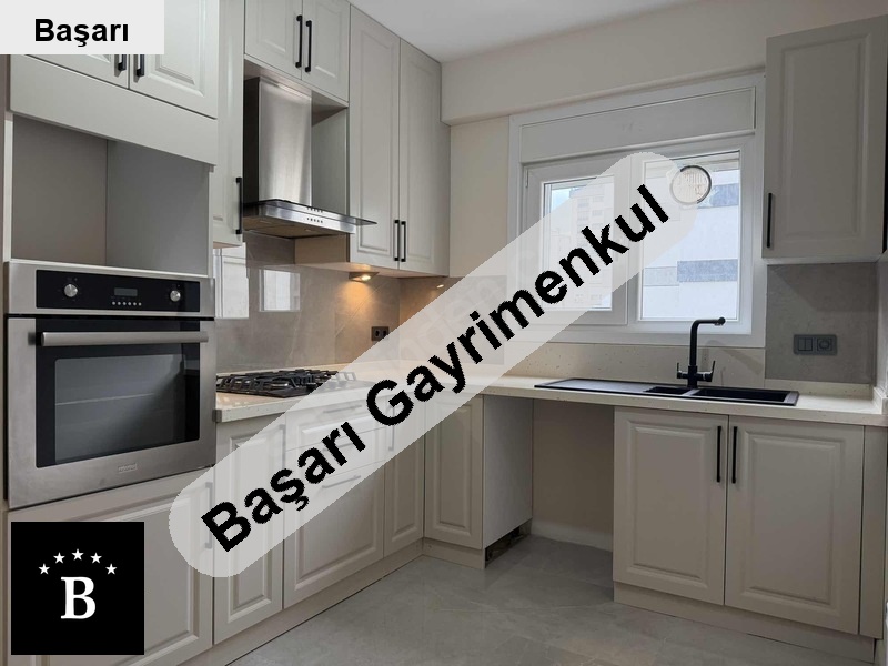 Başarı'dan gülistandan 7/24 günlikli havuzlu spor salonlu sitede lüx 2+1