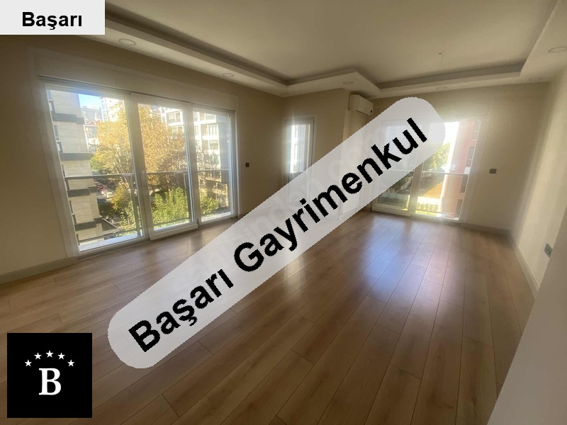 Başarı'dan erenköy bağdata2paralel si̇te havuzlu 2+1 ultra lüks satilik dai̇