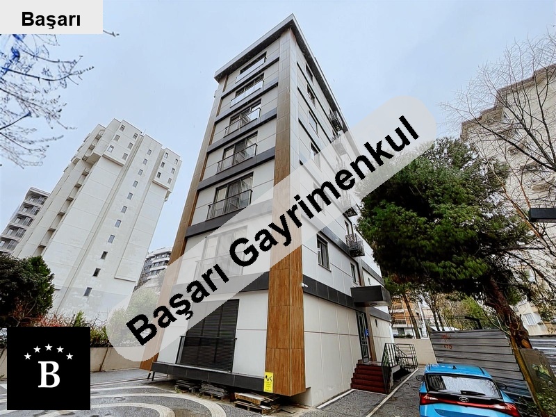 Başarı'dan  yetki̇li̇ ömerpaşa üzeri̇nde 115m2 net 3+1 balkonlu sifir