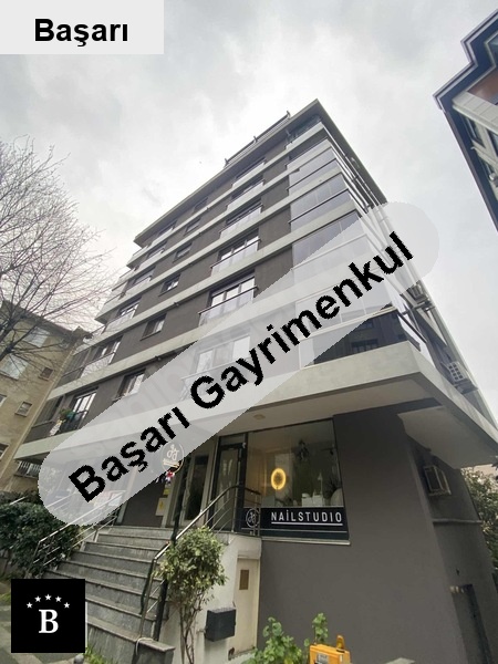 Başarı'dan suadi̇ye  yolu sokak'ta satilik ters bahçe dubleksi̇