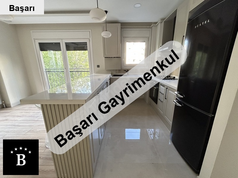 Başarı'dan erenköy ömer paşa ön  cepheli balkonlu 10 yıllık mini 3+1