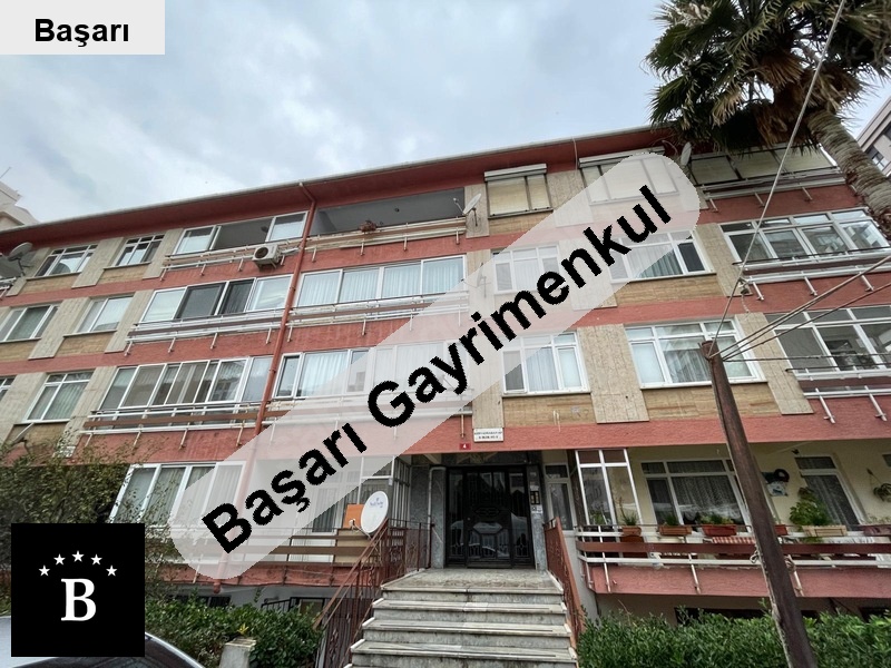Başarı'dan erenköy'de marmaraya yakin geni̇ş yatirimlik net 90m2 2+1