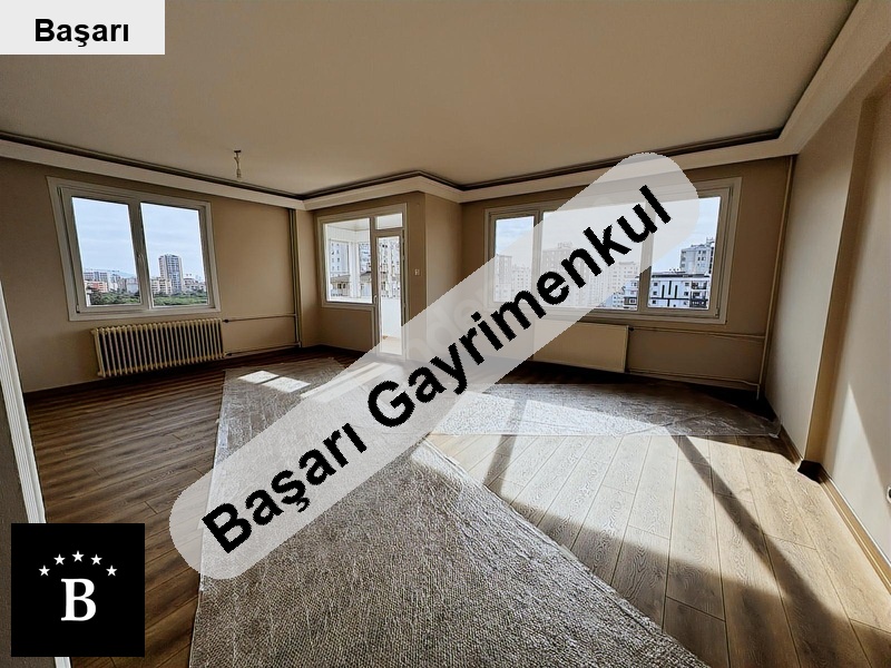 Başarı'dan  kozyataği bayar si̇nde 3+1 145m2 boş satili