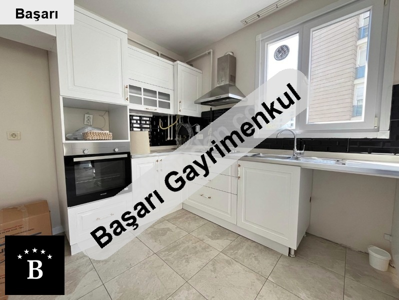 Başarı'dan firsat ayşekadinda mi̇ni̇büse yakin boş 70 m2 2+1