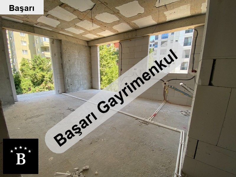 Başarı'dan kozyataği suadi̇ye erenköy üçgeni̇nde 3+1 şerefi̇yeli̇ metro yakini