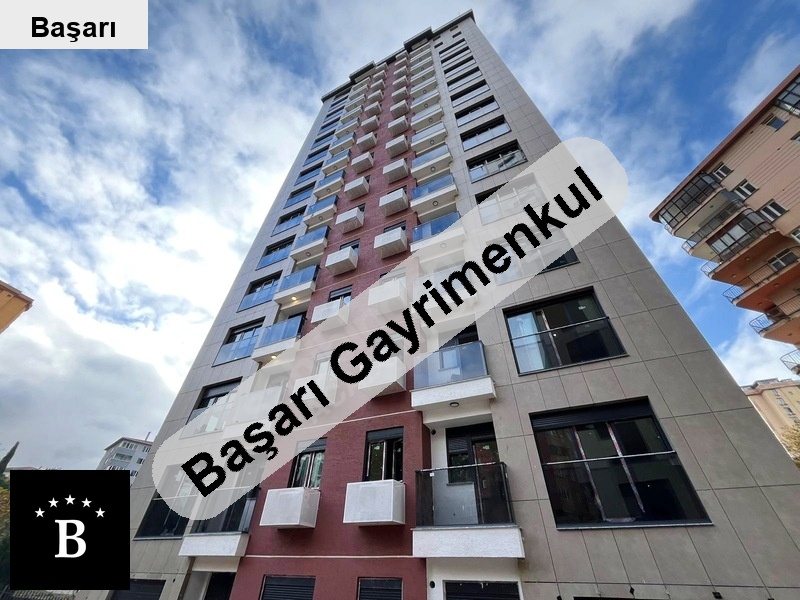 Başarı'dan bostancı'da site i̇çinde balkonlu 2+1