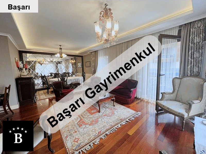 Başarı'dan erenköy'de satilik 3+1 dai̇re ara katta bağdat cad di̇van'a 5 dk