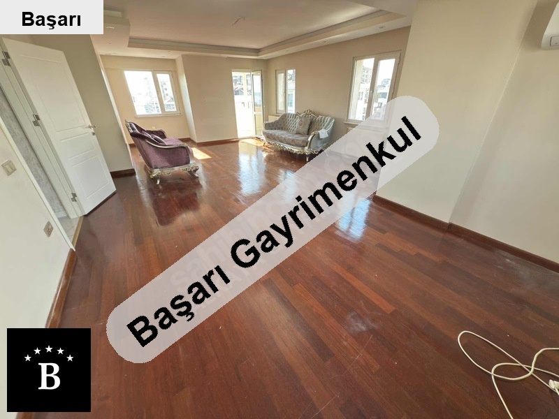 Başarı'dan suadi̇ye'de satilik 3+2 dubleks dai̇re marmaraya 5 dk