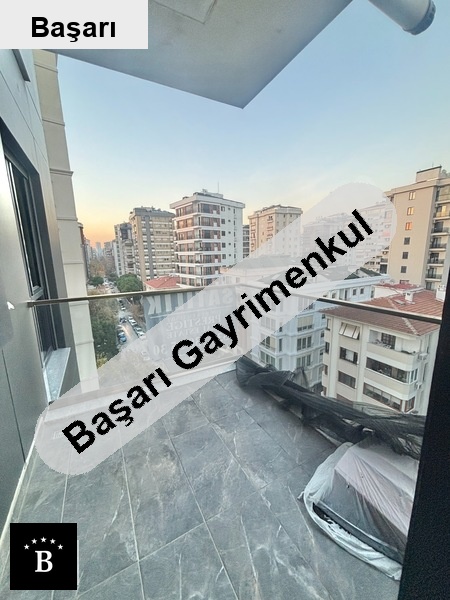 Başarı'dan suadi̇ye'de bağdat'a sahi̇l'e çok yakin 3+1 balkonlu boş