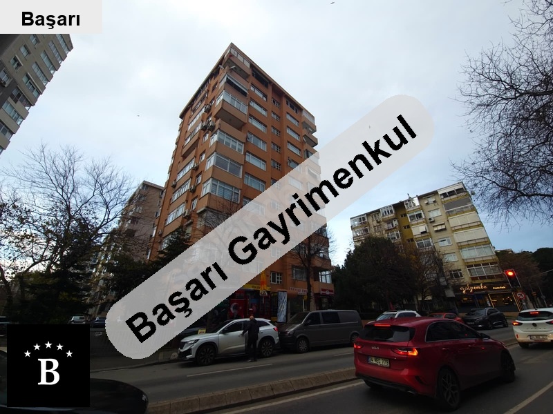 Başarı'dan  bayar cd üstü çok ferah geni̇ş çi̇ft balkonlu 3+1 145m2