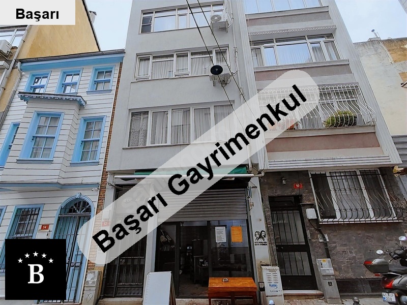 Başarı'dan kadiköy moda caferağa ye paralel satilik i̇ş yeri̇
