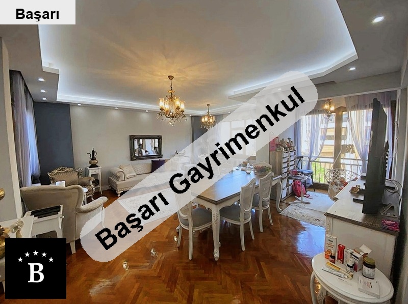 Başarı'dan firsat kazaskerde kozzye yakin yeni̇lenmi̇ş 175m2 4+1