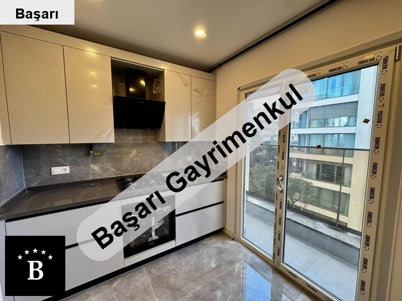 Başarı'dan  cı sahile yakın 90 net ferah planlı 3+1 daire