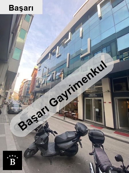 Başarı'dan yeni̇ bi̇nada i̇skanliotoparkli günli̇kli̇tüm ulaşima yakin