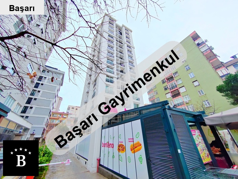 Başarı'dan suadiye minibüs si üzerinde balkonlu ara kat 2+1