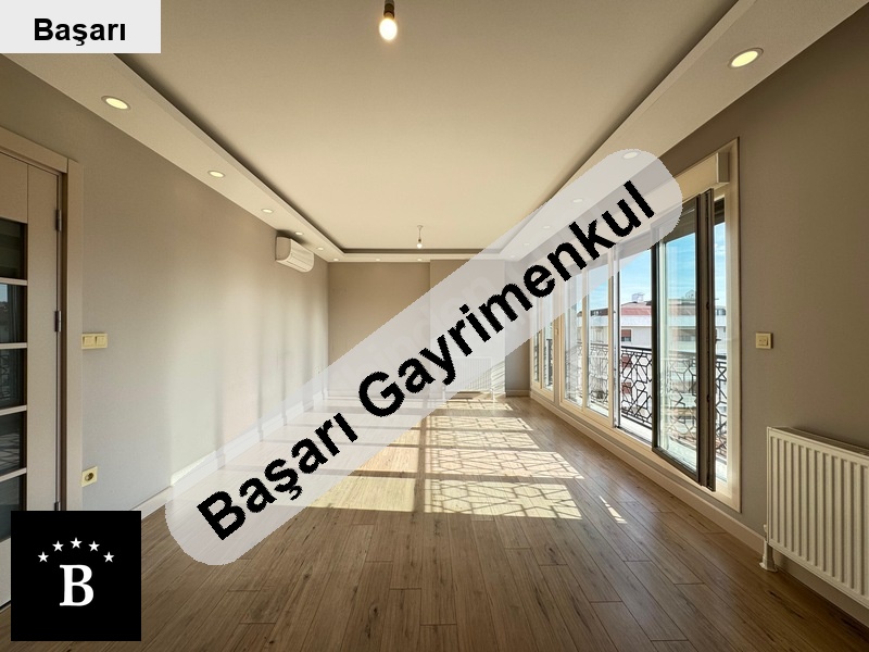 Başarı'dan suadi̇ye bağdat cd 10 dk si̇te özelli̇kli̇ bi̇nada 126 m² 3+1