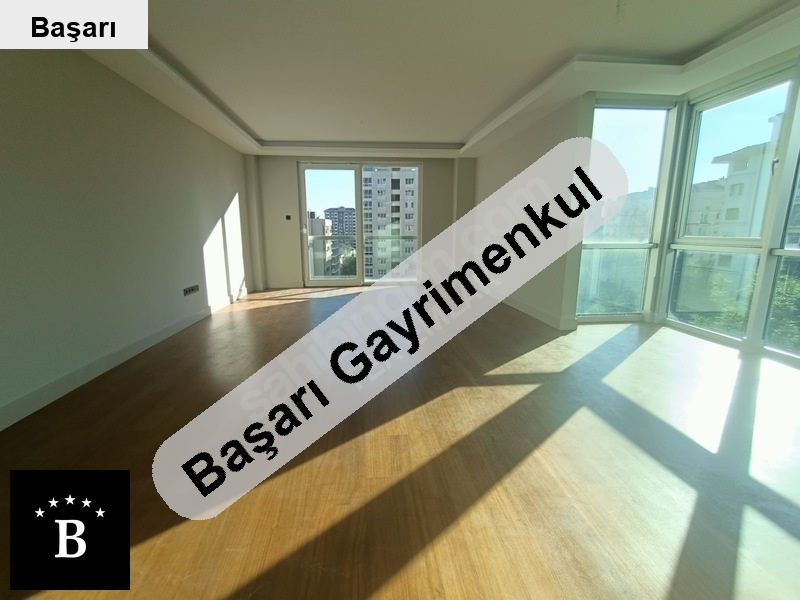 Başarı'dan şaşkınbakkalbağdat'a yakınnet125 m2 site özellikli geniş 3+1