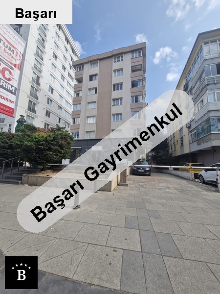 Başarı'dan göztepe mi̇ni̇büsde geni̇ş cepheli̇ kurumsal ki̇racili kelepi̇r dükkan