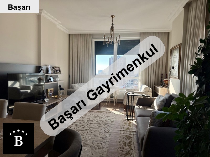 Başarı'dan kozyataği kri̇ton curi̇ parkina komşu yeni̇ bi̇nada 2+1 dai̇re