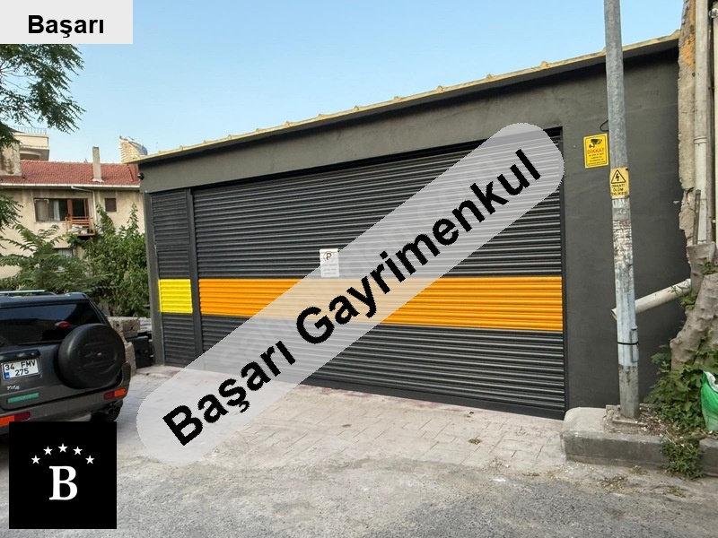 Başarı'dan hasanpaşada müstaki̇l önü kapali garaj arkasi i̇şyeri̇konut