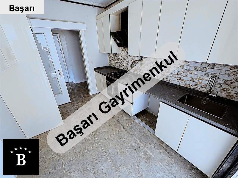 Başarı'dan firsat erenköyde balkonlu yeni̇ bi̇nada 135 m2 3+1