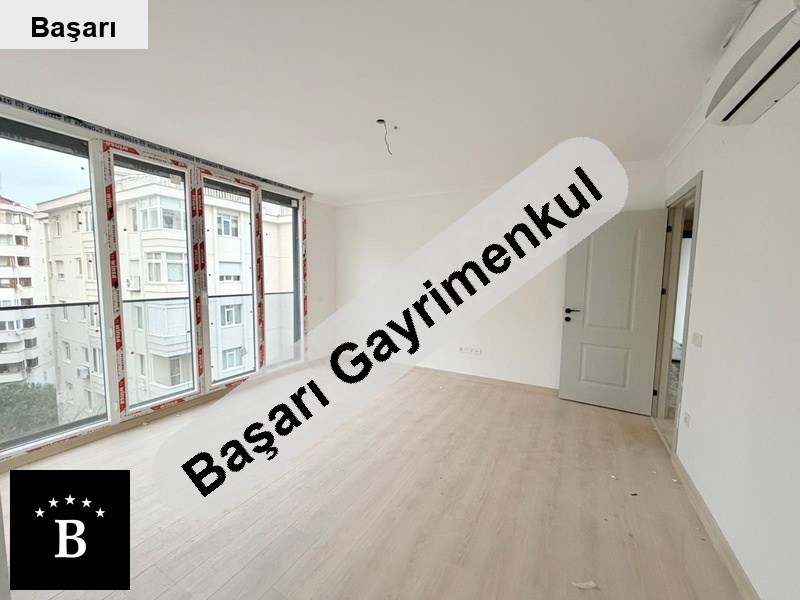 Başarı'dan suadi̇ye kavi̇sli̇ sokakta sifir bi̇nada satilik 2+1 dai̇re
