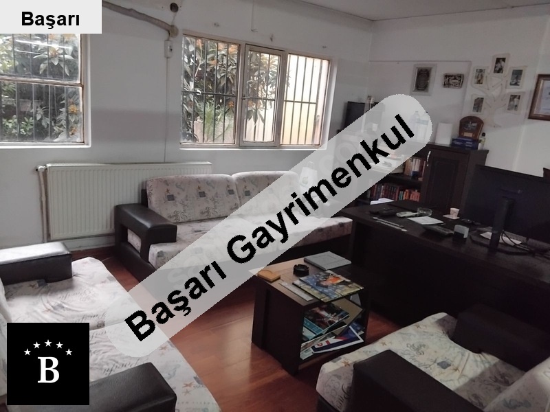 Başarı'dan satılık 4 katlı dükkan