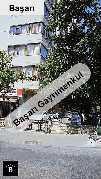 Başarı'dan kozyataği 19 mayista 170 m2 4+1 yeşi̇lli̇kler i̇çi̇nde dai̇re