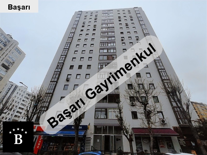Başarı'dan kozyatağı i̇nönü cad prestijli stfa sitesi deniz manzaralı 4+1