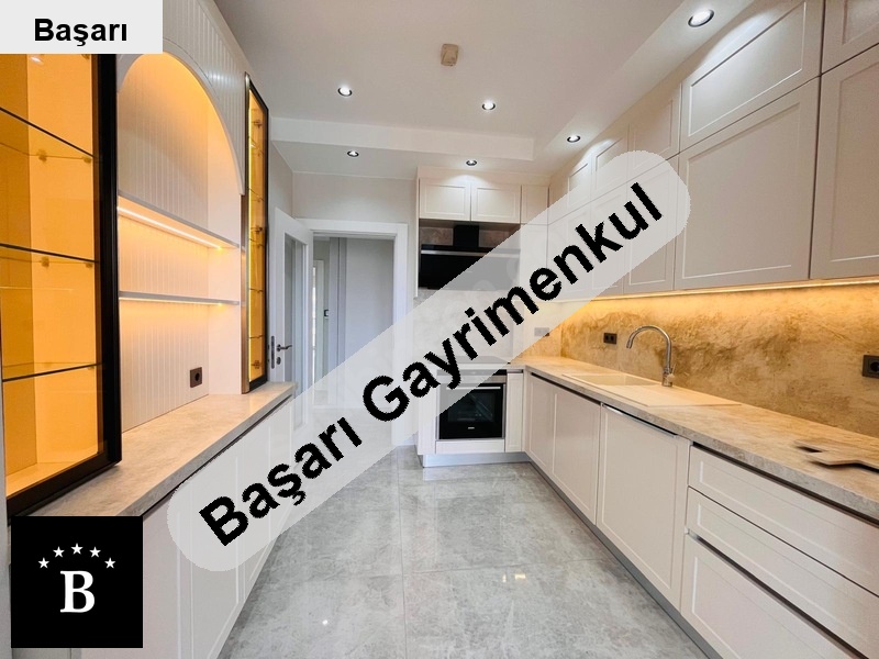 Başarı'dan etemefendi̇ ye 2 dk günli̇kli̇ havuzlu si̇tede lüks