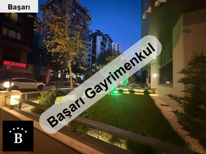 Başarı'dan suadi̇ye feri̇de geçi̇di̇n'de bahçe kullanimli 3+1 sifir