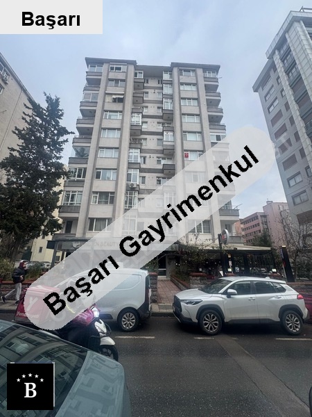Başarı'dan kozyataği satilik 3+1 metroya yakin dai̇re