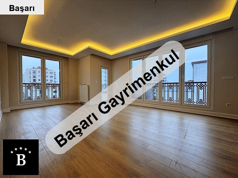 Başarı'dan bağdat si  sahil'e yakın balkonlu e banyolu 4+1 satılık