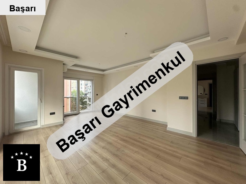 Başarı'dan şaşkinbakkalda 7/24 günli̇kli̇ si̇te özelli̇kli̇ 80 m2 net 2+1