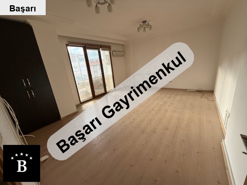 Başarı'dan sporiumda yeni̇ bi̇nada geni̇ş 2+1 ara kat asansör&amp;kgar