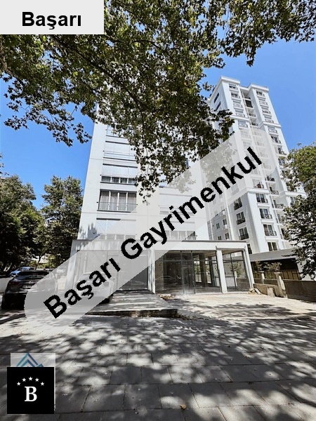 Başarı'dan suadi̇ye şenesenevler mi̇ni̇büs si̇ üzeri̇nde sifir dükkan