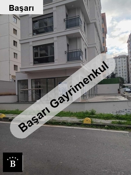 Başarı'dan mi̇nübüs yolu üzeri̇nde satilik dükkan