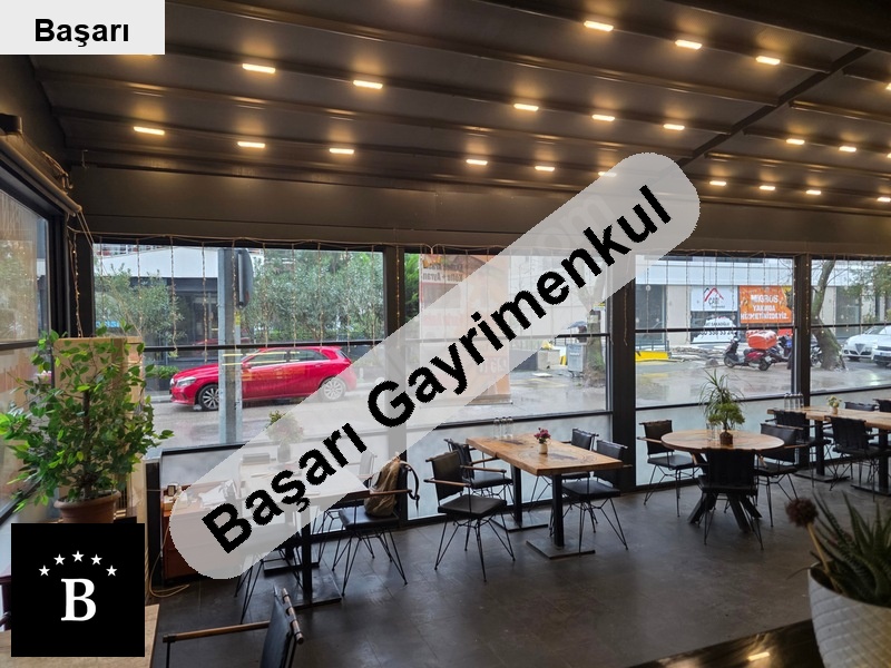 Başarı'dan bostanci dörtyolda presti̇jli̇ ti̇cari̇ mülk