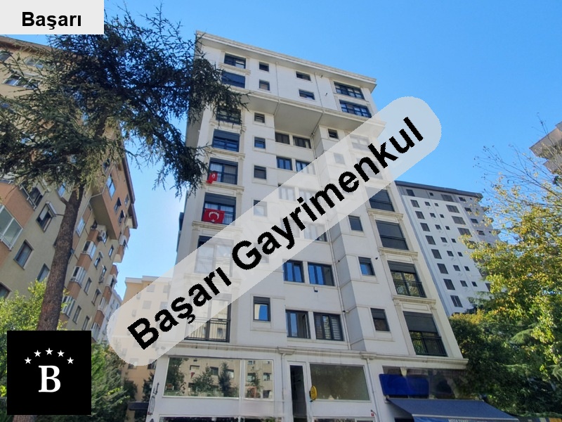 Başarı'dan balkonlu özel tasarimli  bi̇nada boş (3+1)