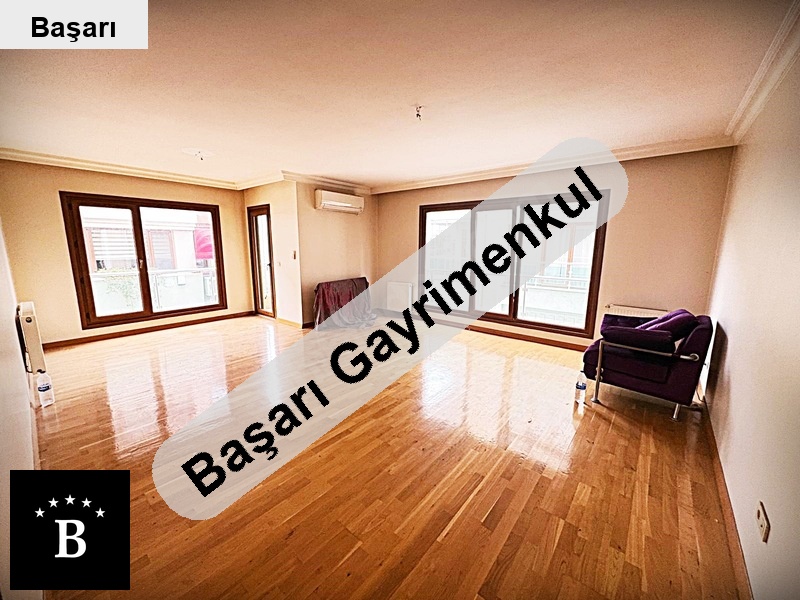 Başarı'dan  bostanci marmaray ci̇v ebeynli̇ ara kat 3+1