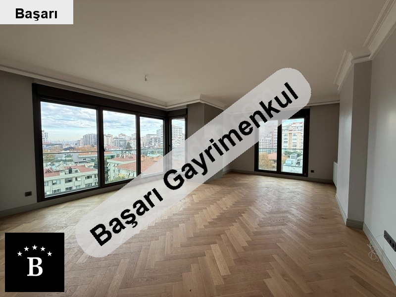 Başarı'dan fenerbahçe sahi̇lde süper lokasyonda balkonlu ferah