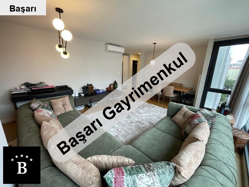 Başarı'dan erenköy merkezde geni̇ş kullanimli marmaraya yakin net 80 m2 2+1