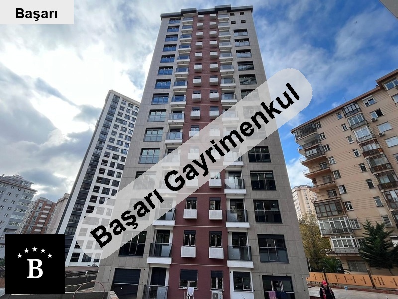 Başarı'dan bostancı'da 2025 yapımı sıfır site i̇çerisinde balkonlu 85m² 2+1