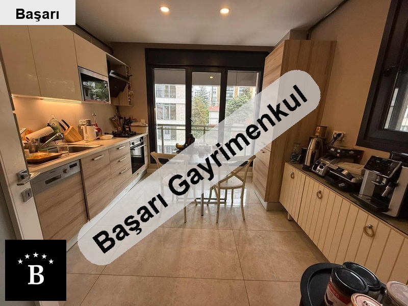 Başarı'dan fenerbahçe sahi̇l vatandaşliğa uy balkonlu geni̇ş 3+1