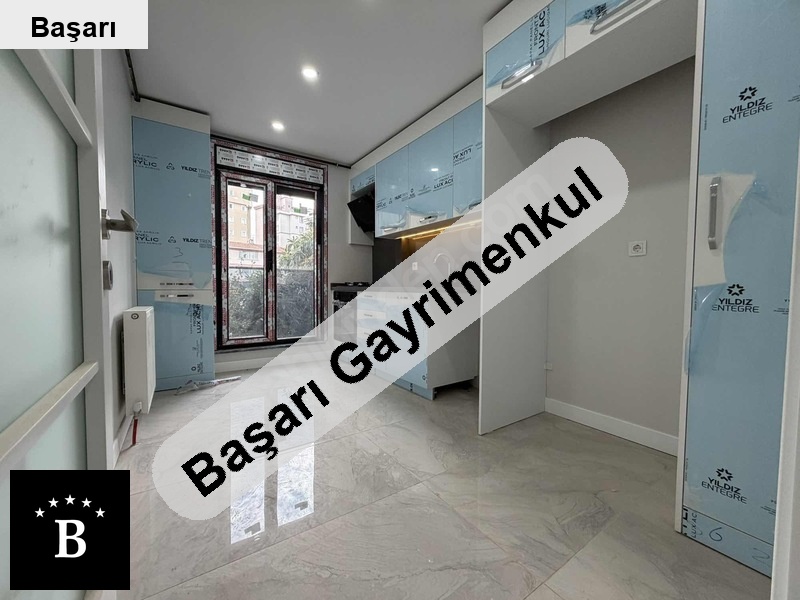 Başarı'dan  mi̇ni̇büse 2bi̇nada sifir marmaraya yakin 94m2 net