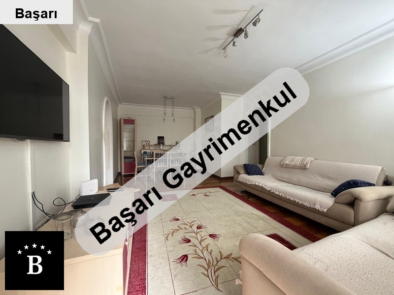 Başarı'dan bayar si̇ üzeri̇nde park manzarali 125m2 3+1 dai̇re