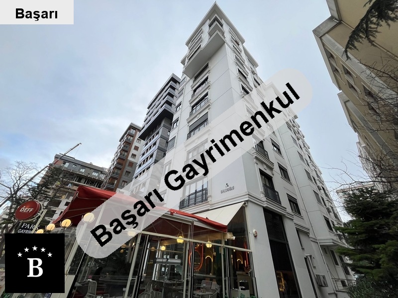 Başarı'dan suadiye kaptan arif sokak'da ebanyolu ön cephe arakat 3+1 boş