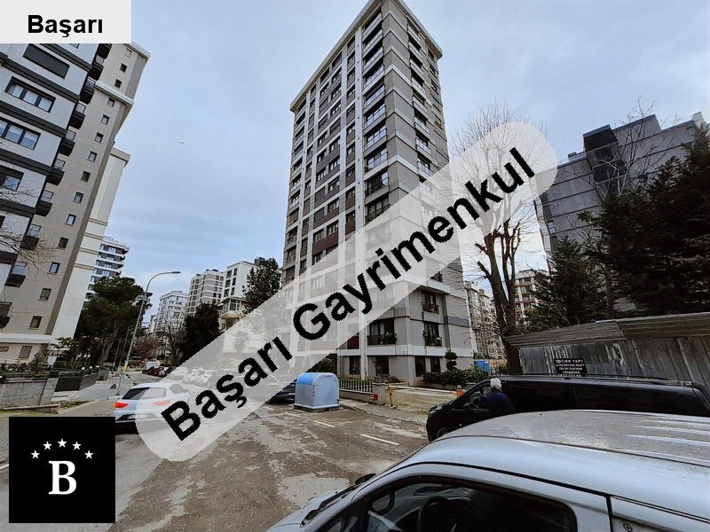 Başarı'dan selamiçeşme sahilde çamlık parkı manzaralı satılık arakat daire