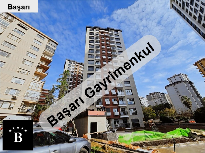 Başarı'dan şenesenevler'de günli̇kli̇&amp;yüzme havuzlu 2+1 sifir dai̇re