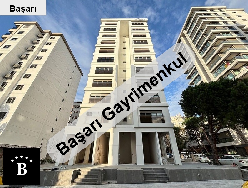 Başarı'dan bostancı'da deniz manzaralı 3+1 ebeyn banyolu